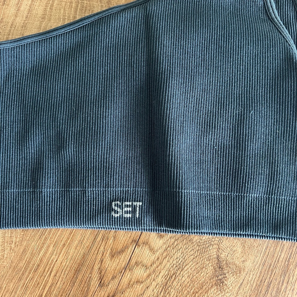 SET Active Ribbed Top in Navy - Picture 2 of 4
